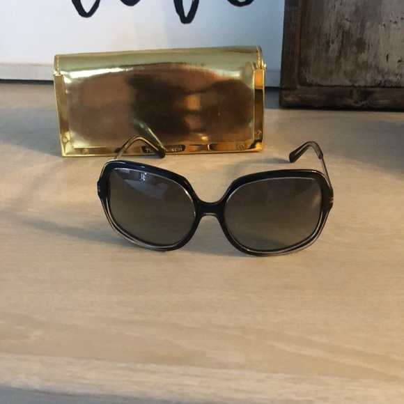 EUC Tory Burch Oversize Black Sunglasses - Picture 1 of 8